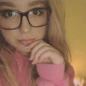 Meet your Posher, Marissa